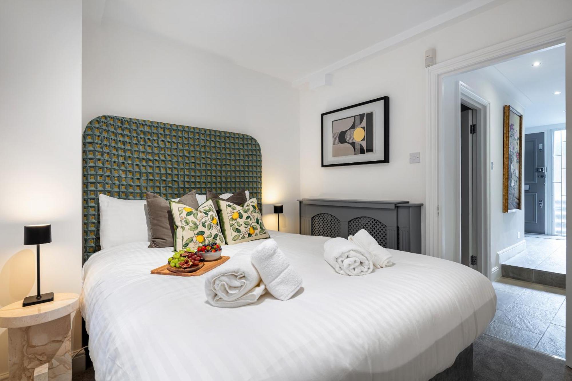 Rare 4Beds Townhouse In Kensington With Patio Villa London Exterior photo