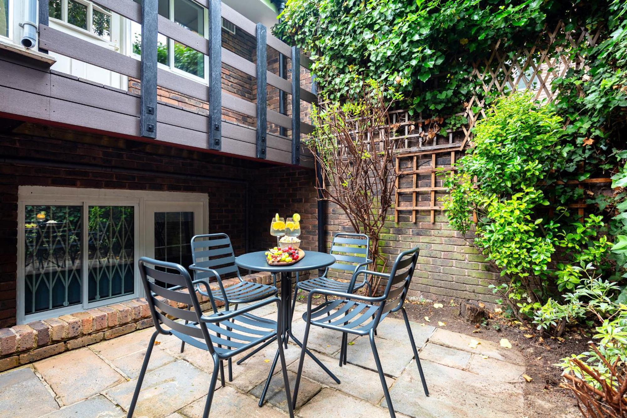 Rare 4Beds Townhouse In Kensington With Patio Villa London Exterior photo